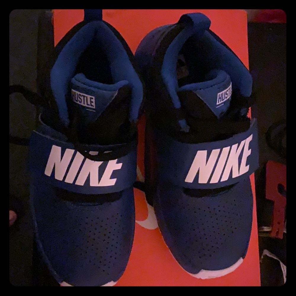 Sneaker NIKE